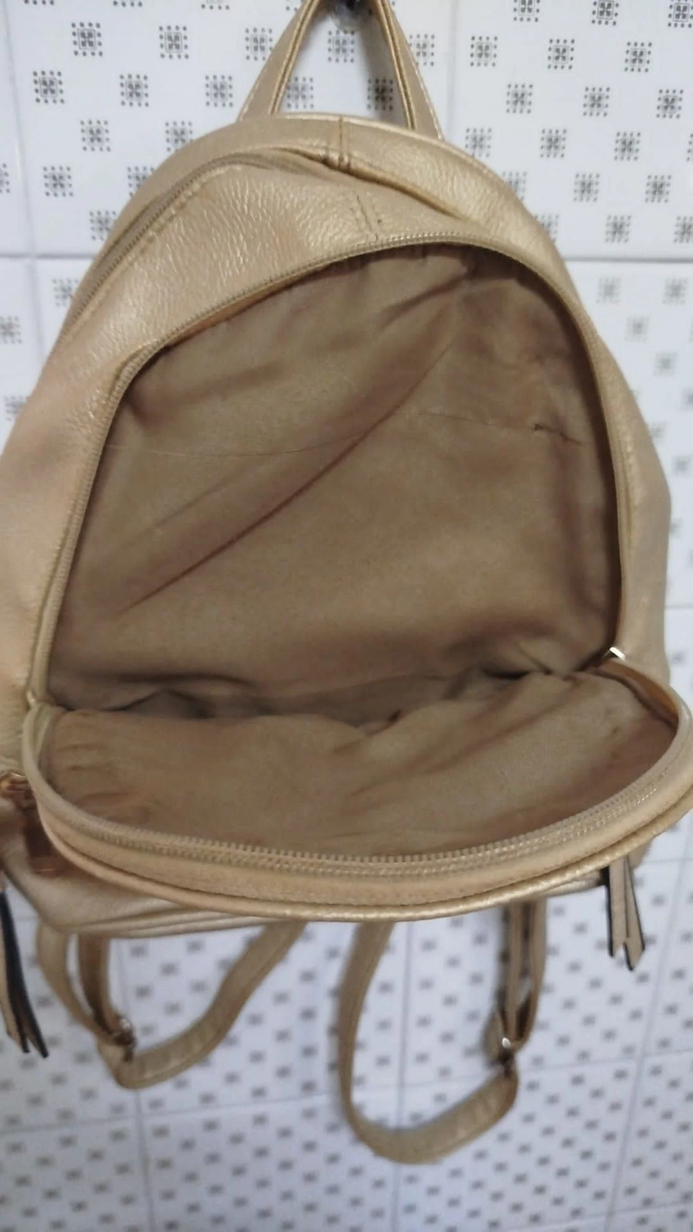 Golden backpack with different pockets 💛 – photo 3